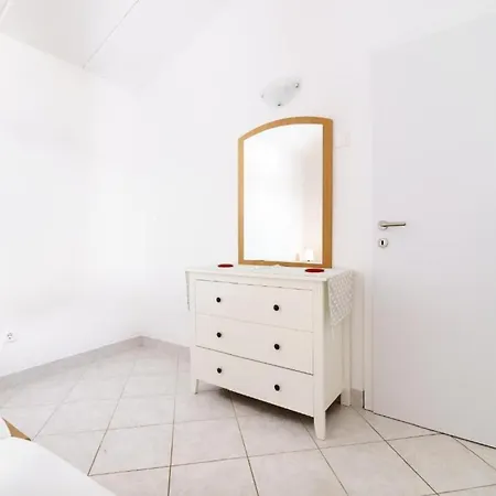 Daire Lumbarda Resort Apartments Lumbarda